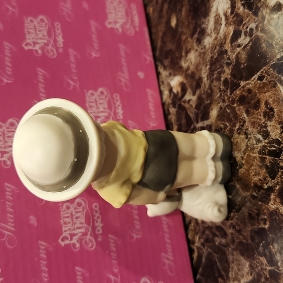 A Faithful Friend Is A Treasure Pretty As A Picture by ENESCO B#5 - Picture 3 of 7